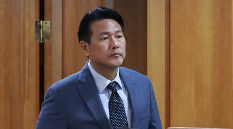 <b>김태효 계엄</b> 불가피 주장