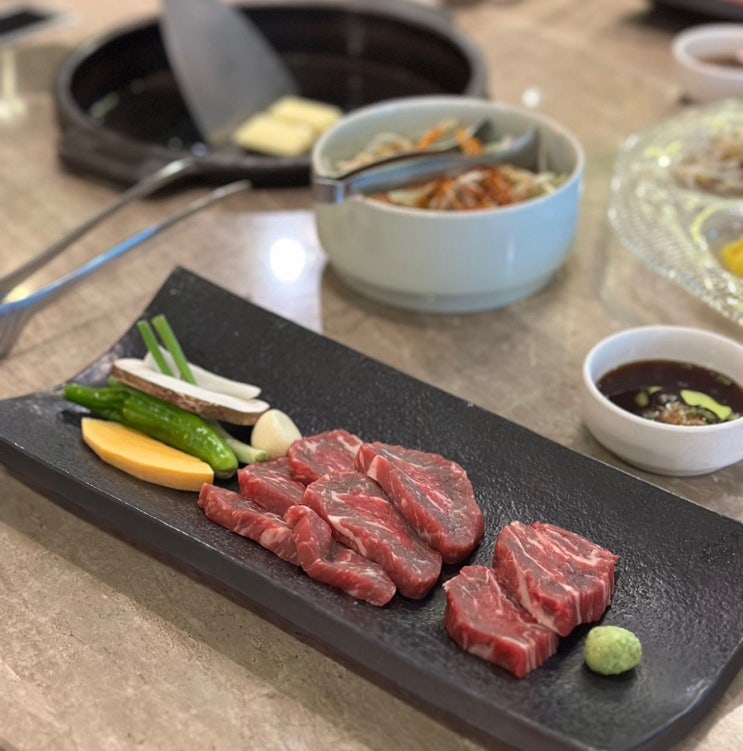  광교 호수공원 맛집 도쿄등심 광교점 광교 가족모임 식당 (아기의자 있음)