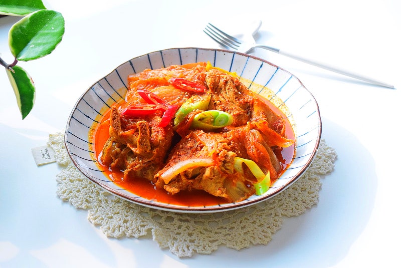 돼지고기 등뼈김치찜 백종원 돼지고기 김치찜 레시피 등뼈찜 묵은지 돼지등뼈김치찜 매운뼈....