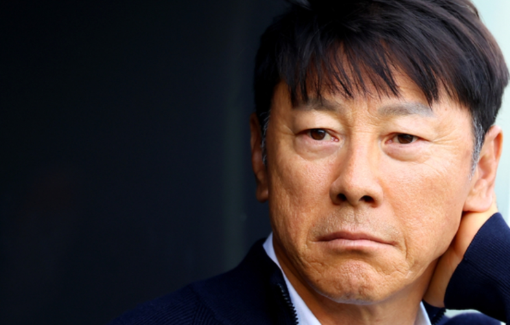 신태용 경질, 인도네시아 축구협회와의 갈등과 후임 클라위버르트 내정 논란 신태용 경질, 인도네시아 축구협회와의 갈등과 후임 클라위버르트 내정 논란