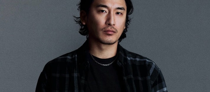 <b>돌고래유괴단</b> 신우석 감독이 어도어를 고소했다