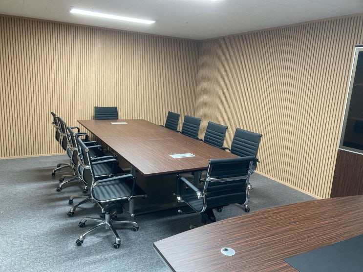  Conference Table _ Executive Room _ 10인