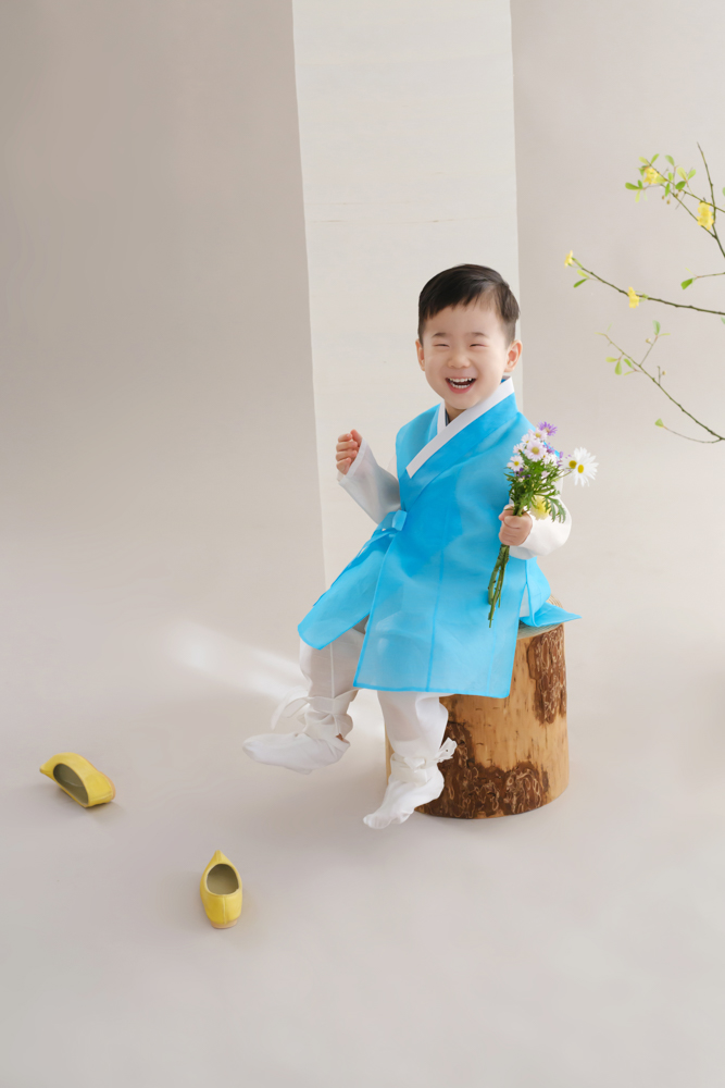 아역모델프로필 컨셉한복촬영 가능한 서울프로필사진 키즈프로필 맛집은 어디?!