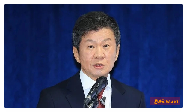 정몽규 vs 신문선, <b>대한축구협회</b>장 선거 '50억 <b>기부</b>'와... 