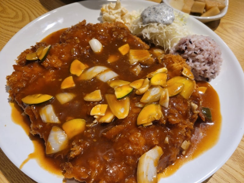 [성남/분당] 양 많고 가성비 좋은 오리역 맛집 "뚱보아저씨돈까스"