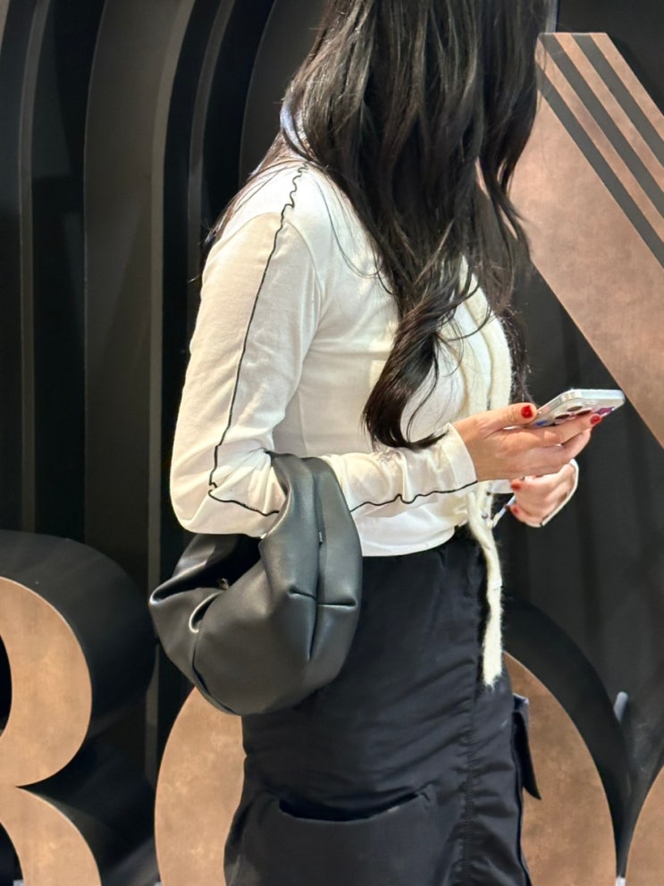  여자 흰티 여성 기본티 I 영오 티셔츠