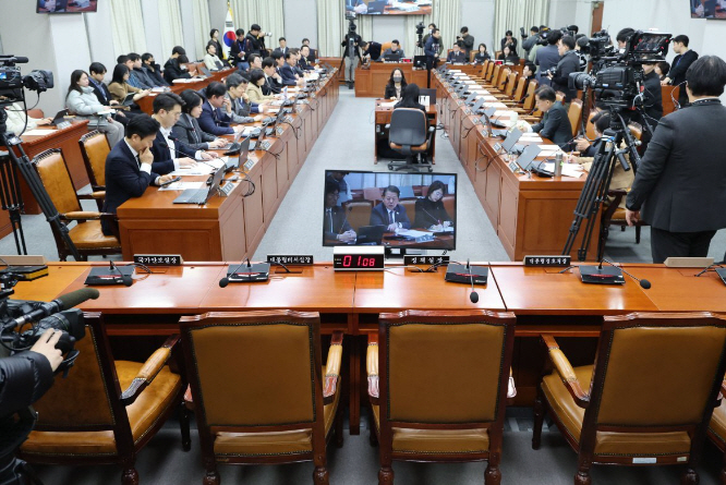 <b>국회 운영위</b>, 12·3 계엄사태 불출석 증인 22명 고발