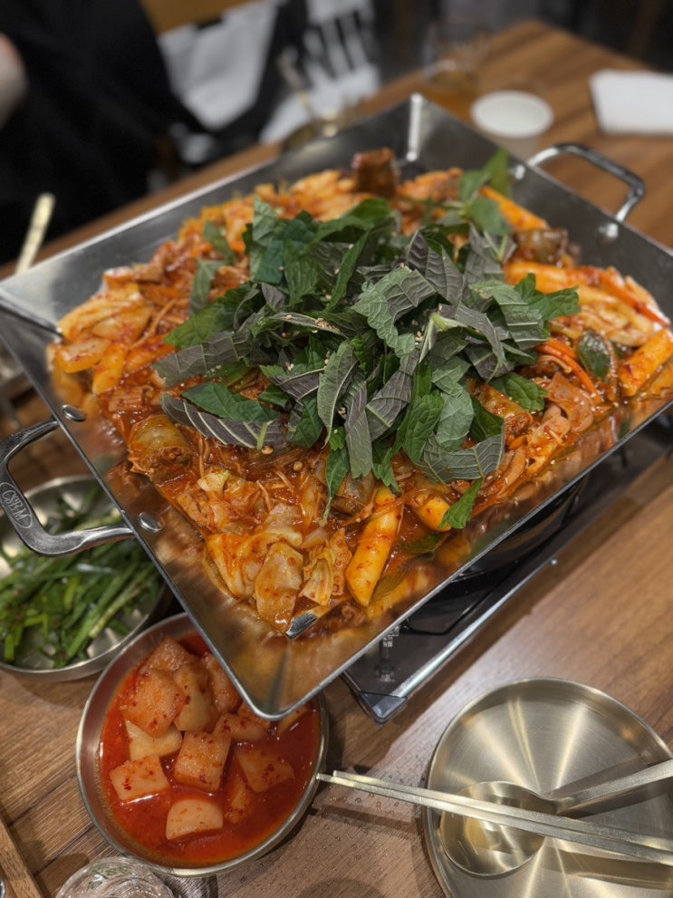  영등포 회식장소 순대실록 철판구이 및 전골 후기