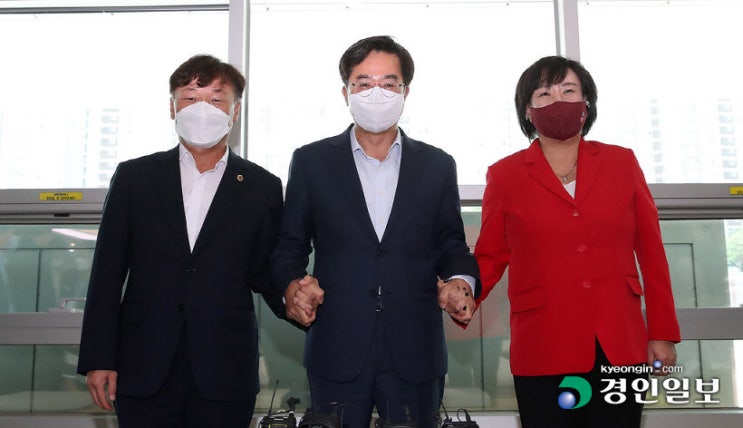 김동연 <b>경기도</b>지사·<b>도의회 여야</b> '티타임 맞손'… <b>여야</b>정협의체... 
