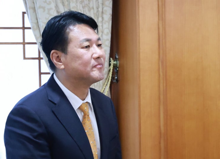 "<b>김태효</b>, 강원도 <b>HID</b> 방문 제보...군, 내란 때 충청 지하벙커도... 