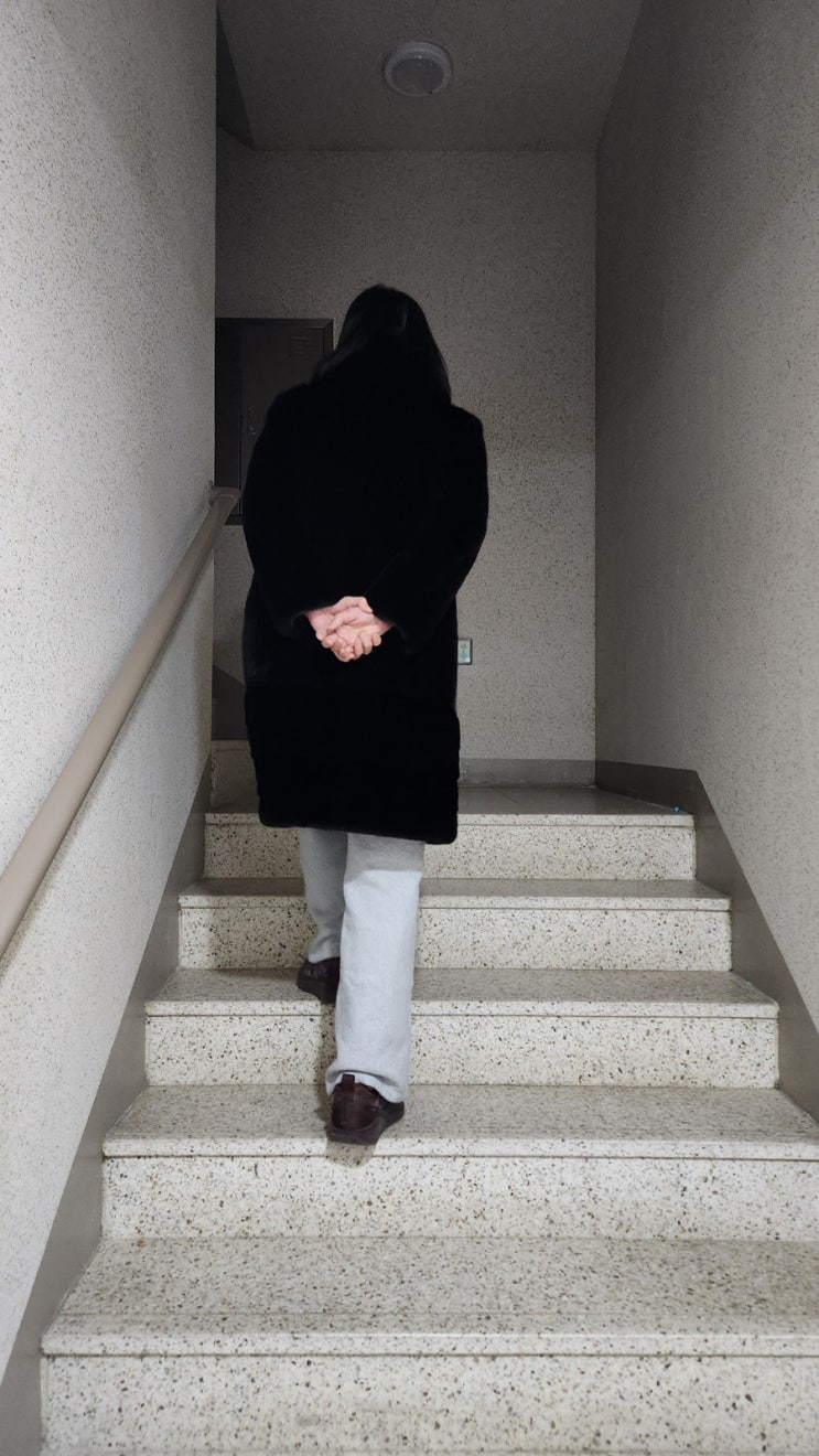  아파트 계단 오르기 운동 하루 15층 4회~6회로 얻는 놀라운 효과 총정리 (칼로리소모/다이어트/심폐기능)