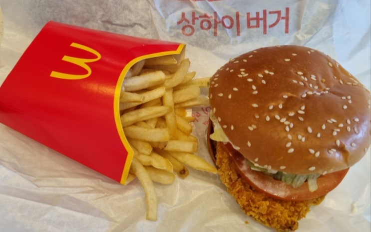  맥도날드 런치메뉴 맥런치 세트가격 6300원