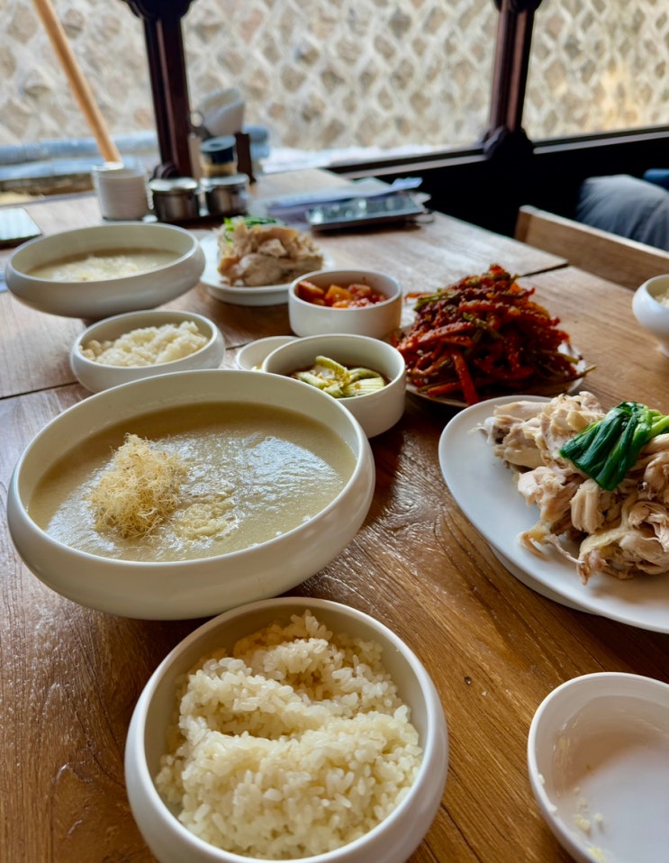  안국역맛집 무구옥 이북식 삼계백반 경복궁 닭찜 추천