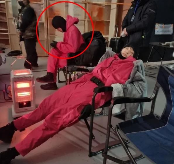 오징어게임 박규영 스포 사진 원본 이진욱 진행요원 핑크병정 오겜 시즌3 인스타 정보 총정....