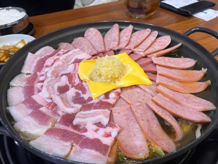  계룡시 역대급 찐 맛집 삼겹살 부대찌개 후기