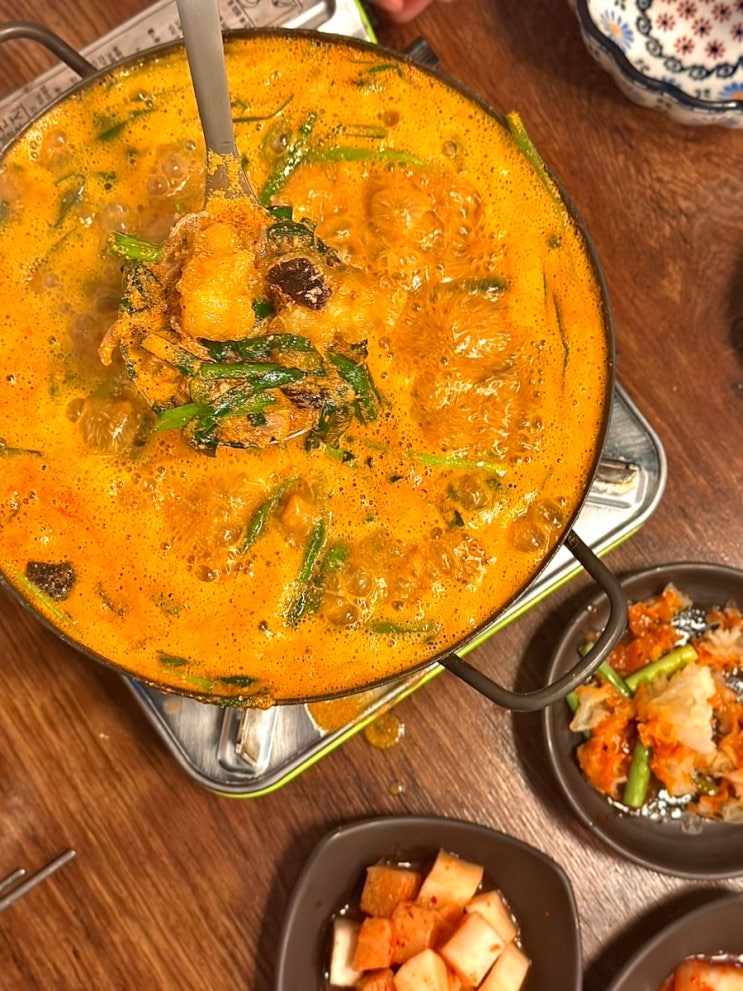  춘천 로컬 맛집 솔길따라앤종가유황오리 : 현지인 보양식 오리탕