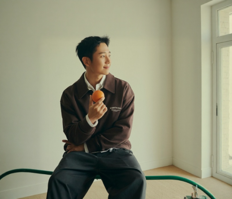  30대 직장인 남자 비즈니스캐주얼 출근룩으로 인기 만점인 마인드브릿지 하프집업 맨투맨 코디 추천