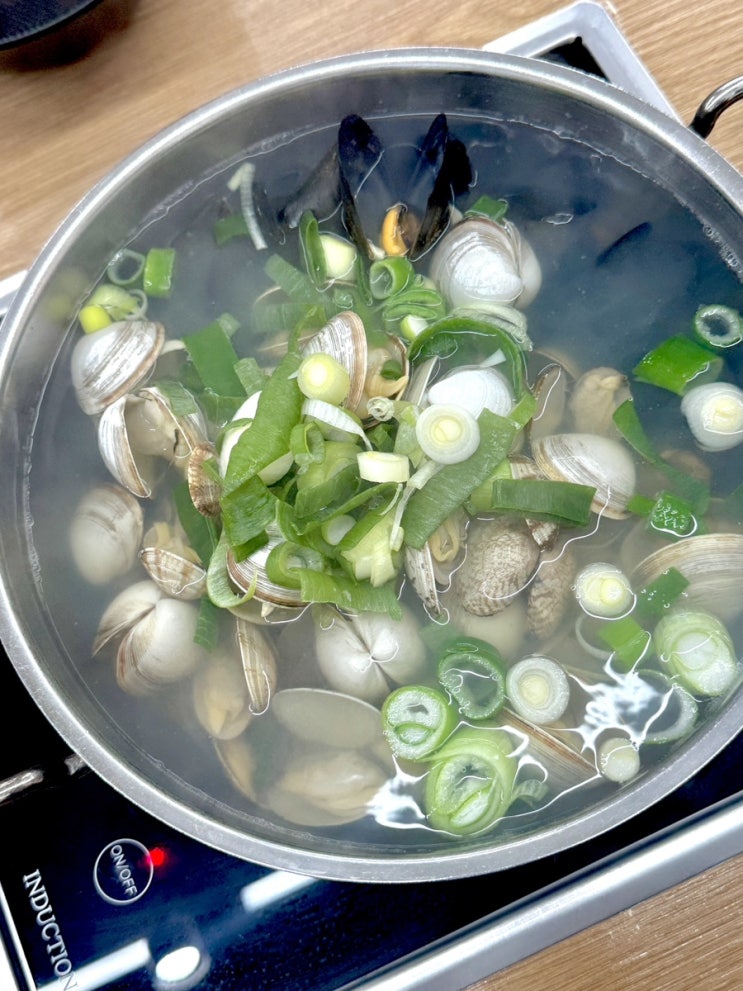  수원 송죽동 물총칼국수 만석공원점 칼국수 오징어순대 솔직후기