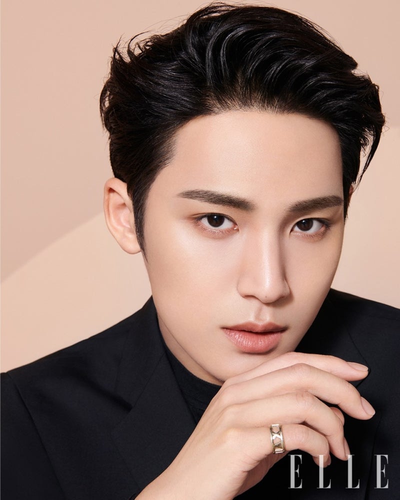 Singer SEVENTEEN Mingyu: An Artist with Outstanding Visuals and Amazing Physique