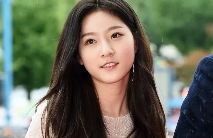 '만취 운전' 김새론, 결국 재판 넘겨졌다...동승자와 <b>불구속 기소</b>