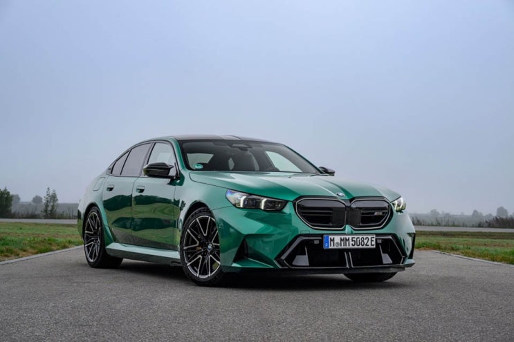  BMW코리아, M5에 하이브리드라니...'BMW M5' 출시