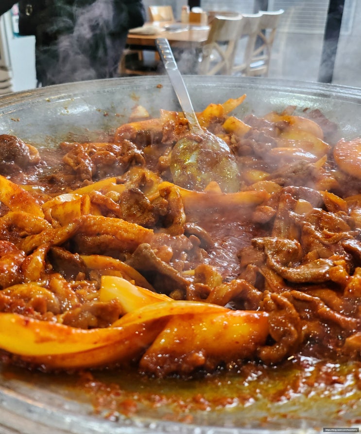 합정 맛집 마포 오리농장 한식 술집 점심 특선 주물럭