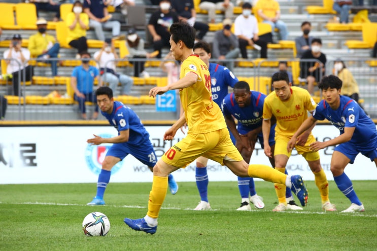 1분 남기고 ‘<b>극장</b>골’ … 땅을 치는 광주FC
