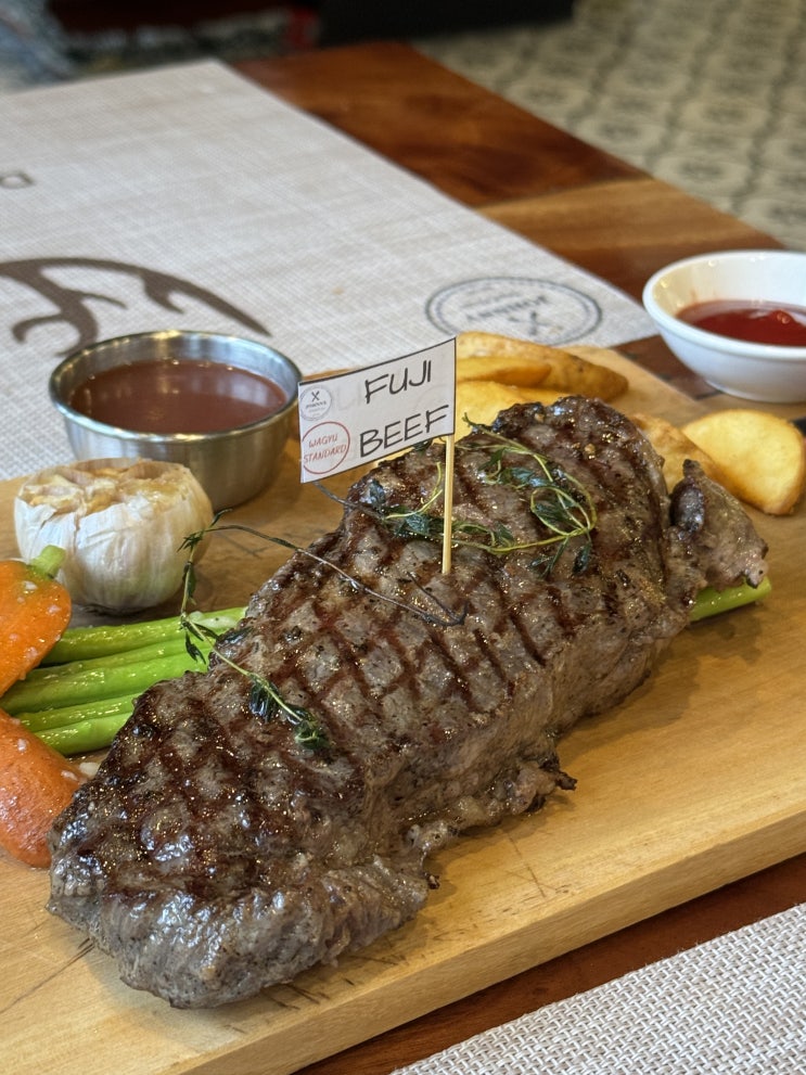  나트랑 스테이크 맛집 조니 스테이크 가성비 맛집