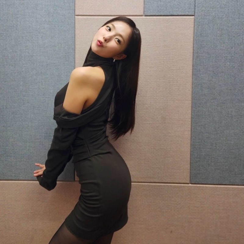 알고보면 골반미인이라는 채수빈 몸매 zip.