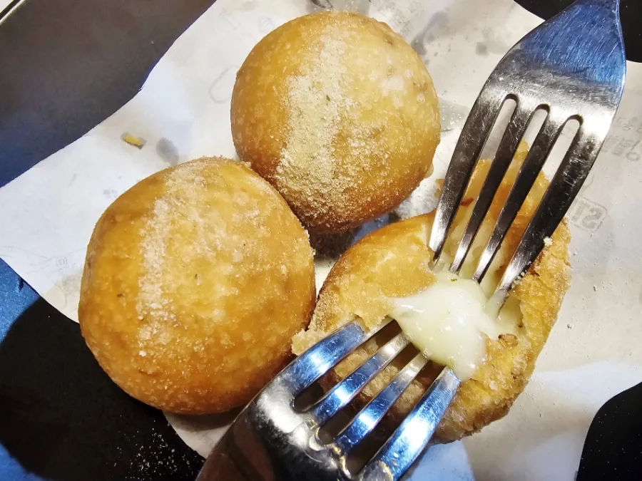 교촌치킨 종암점 사진 5