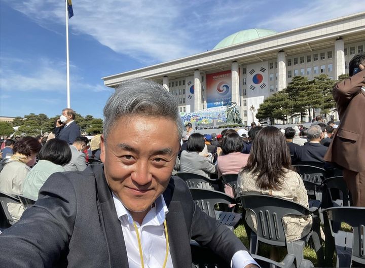 <b>소재원</b>, '尹 <b>지지</b>' <b>최준용</b> 저격 "연기 개판…배우들 욕보이지마"