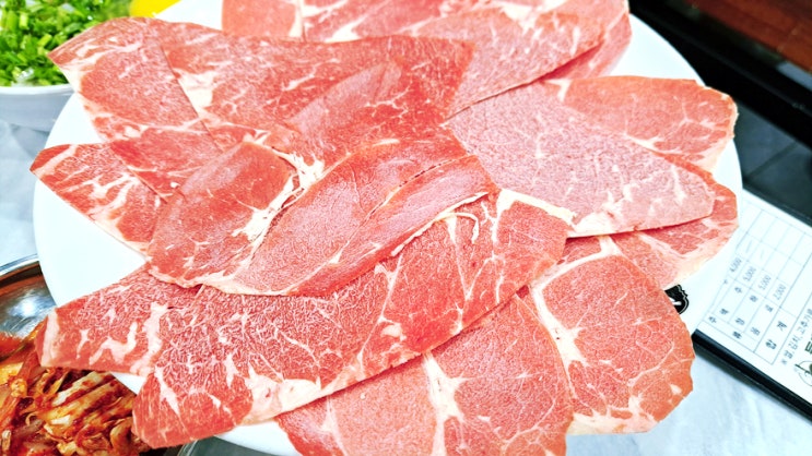 등촌 샤브칼국수 요즘같이 추운 날씨에 뜨끈칼칼하니 맛있네요 등촌 샤브칼국수 요즘같이 추운 날씨에 뜨끈칼칼하니 맛있네요