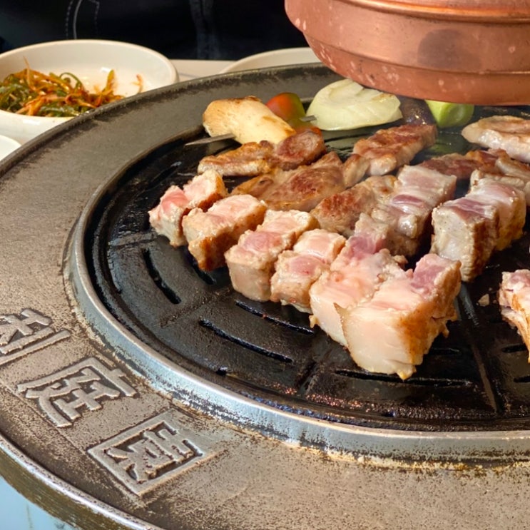  연희동 점심에도 먹기 좋은 숙성 삼겹살 고기집, 리정원