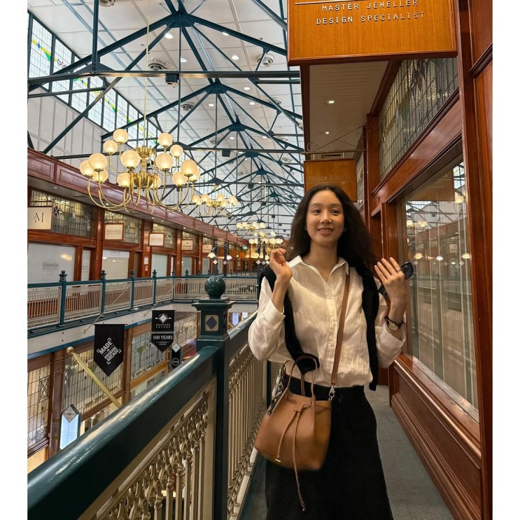  꼭 명품 브랜드가 아니어도 좋아! 40대 여성들의 세련된 감성을 더할 매력적인 조이그라이슨 여자 가방 추천 w. 정려원