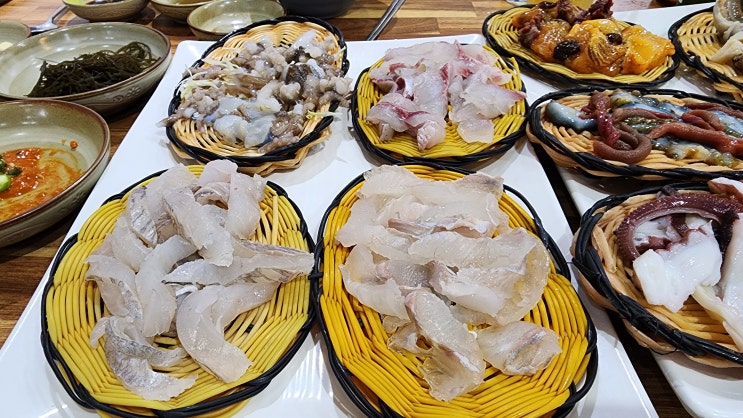  송정 해녀의집 회,해산물 세트