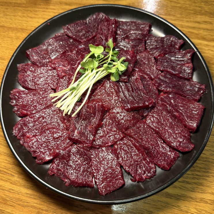 대구 장기동 맛집 동경생고기 생고기 육회