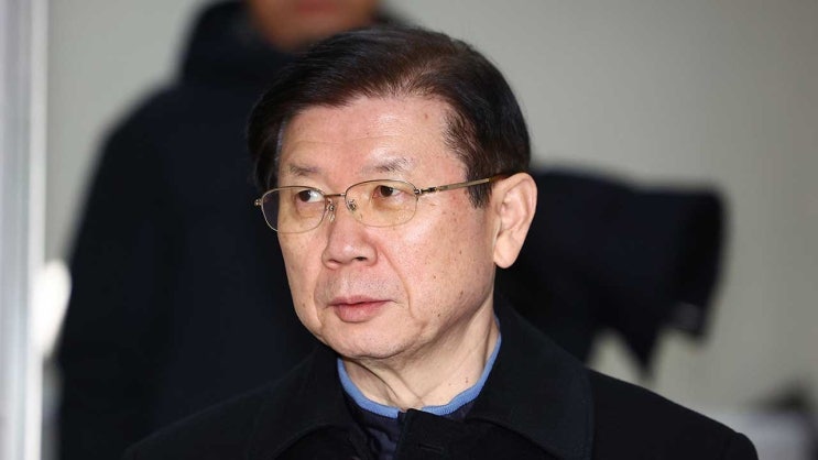 <b>대통령</b> <b>경호</b>처장 사직 후 <b>경찰</b> 조사, <b>경호</b>처 내 갈등 격화 예상