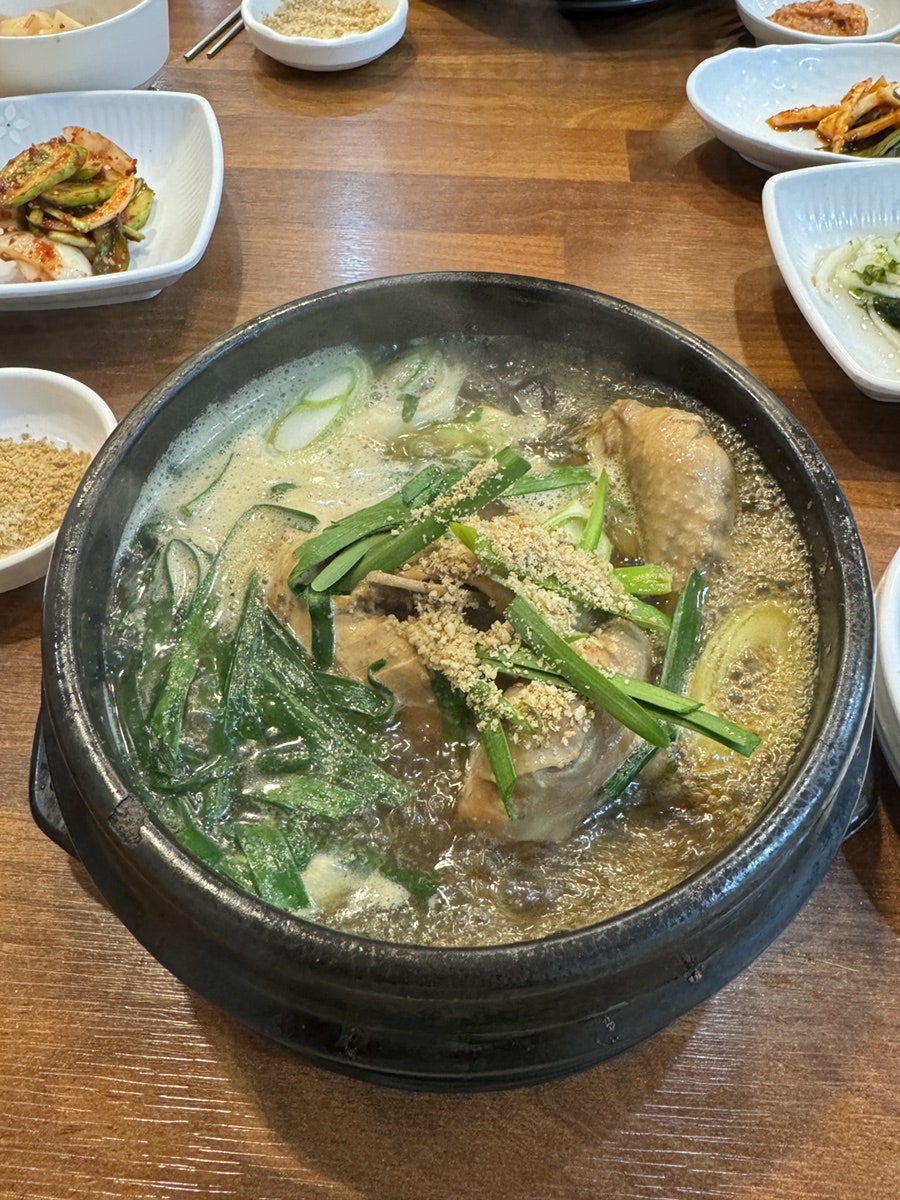 굴밥능이삼계탕 사진 6