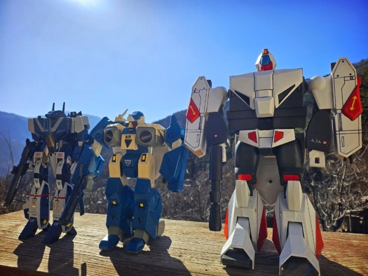  로보텍 / 초시공기단 서던크로스 - 1985년 매치박스 DX 베리택 호버 탱크 스파르탄 / 스파르타스(Robotech Hover Tank, 超時空騎団サザンクロススパルタス