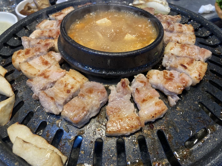  청주 충대 중문 사창동 한마음정육식당 고기집 삼겹살 추천~~