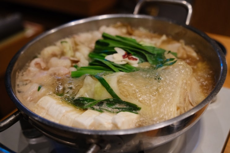  역삼역 맛집으로 유명한 야마야는 후쿠오카 모츠나베가 특별해 신년회 하기 좋은 회식장소로 좋아