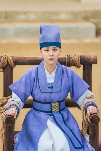 <b>김지은</b>, 살인 용의자로 체포...얼굴 상처도 보여 (<b>체크인 한양</b>)... 