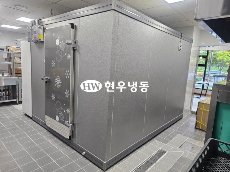울산저온창고설치 2.4평저온창고 나눠서 1평냉동창고,1.4평냉장창고 제작설치-우정혁신도시 울산저온창고설치 2.4평저온창고 나눠서 1평냉동창고,1.4평냉장창고 제작설치-우정혁신도시