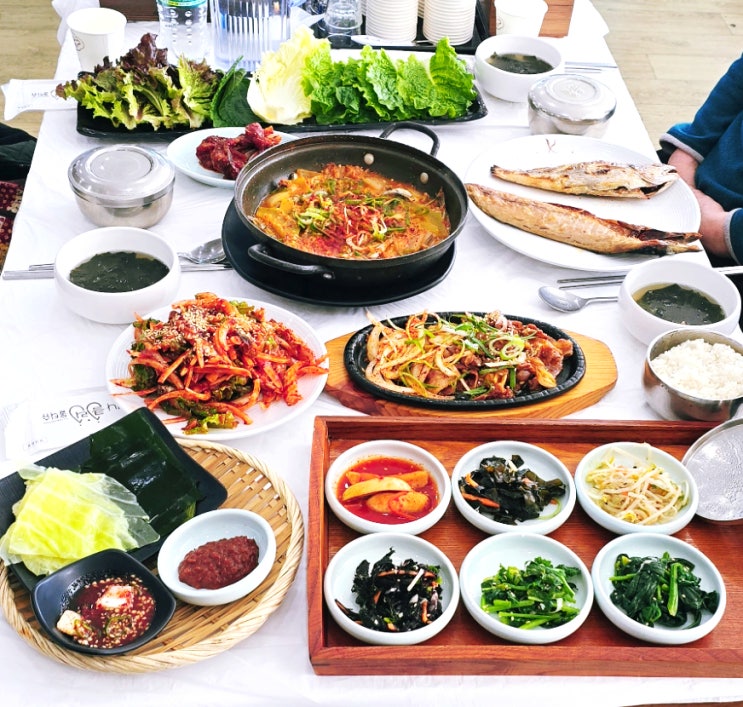  사천 케이블카 맛집 멸치쌈밥이 맛있는 란이식당