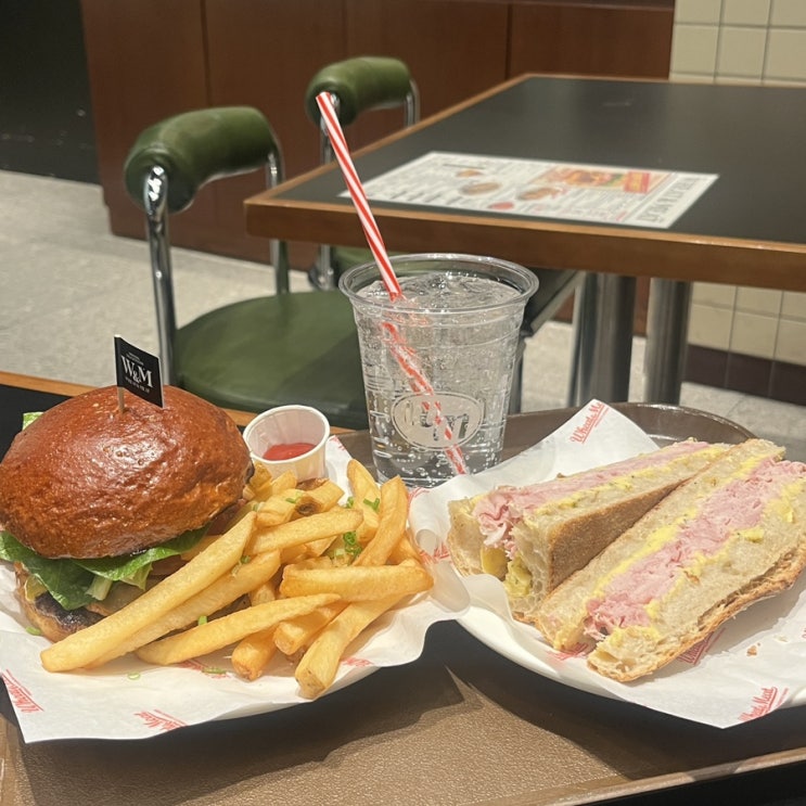  서울역 인근 맛집 수제버거 맛집 위트앤미트