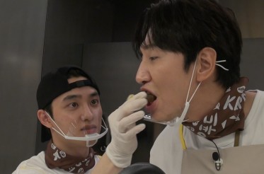 <b>콩콩밥밥</b> 1회 농사 짓다 구내식당 조리사 된 <b>이광수 도경수</b>... 