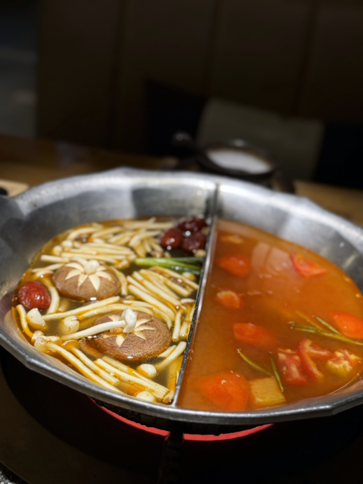  홍콩 침사추이  훠궈 맛집 초우초우 핫팟 CouCou Hotpot ‧ Tea Break