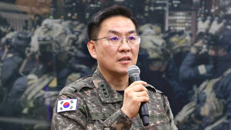 대신 '<b>계엄</b> 수호신'? 참다 못한 내부자가 제보.."<b>이진우</b>... 
