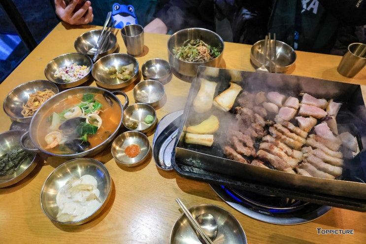애오개역 맛집 아현동 고기집 회식 하기 좋은 곳 <곱창파는 고깃집> 애오개역 맛집 아현동 고기집 회식 하기 좋은 곳 <곱창파는 고깃집>