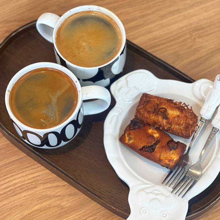  면목동 카페 '누커리' 휘낭시에 맛집